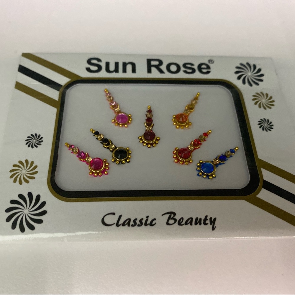 7 Beautiful Long forehead Bindis in Multi-Colors - Picture 2 of 6